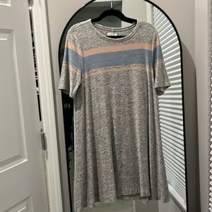 Swing dress size medium.